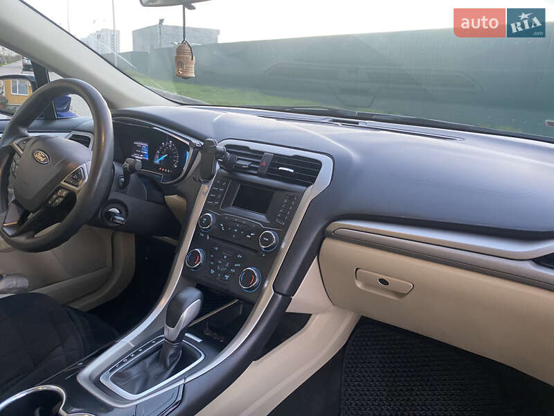 Седан Ford Fusion 2015 в Одессе