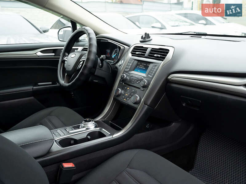 Седан Ford Fusion 2017 в Одессе