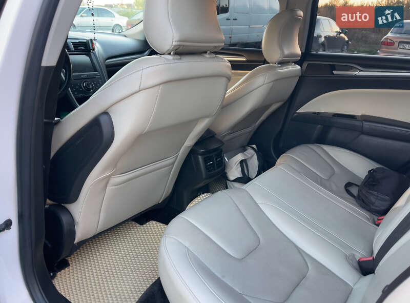 Седан Ford Fusion 2015 в Ивано-Франковске фото 7 Седан Ford Fusion 2015 в Ивано-Франковске