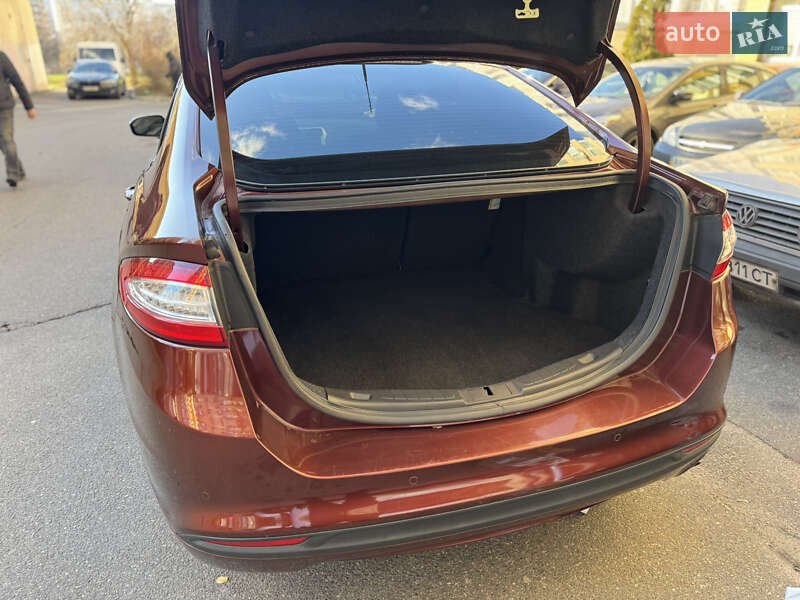 Седан Ford Fusion 2015 в Киеве фото 21 Седан Ford Fusion 2015 в Киеве