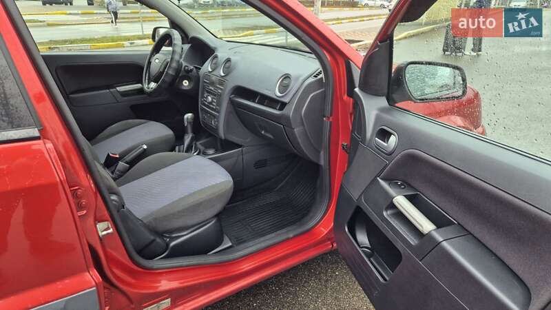 Хэтчбек Ford Fusion 2008 в Буче фото 9 Хэтчбек Ford Fusion 2008 в Буче