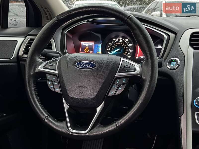Седан Ford Fusion 2017 в Харькове