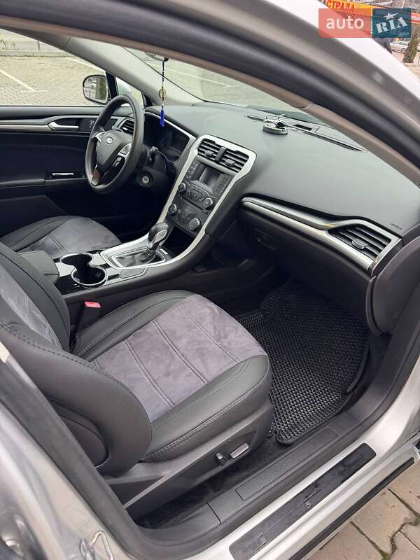 Седан Ford Fusion 2015 в Тернополе фото 10 Седан Ford Fusion 2015 в Тернополе