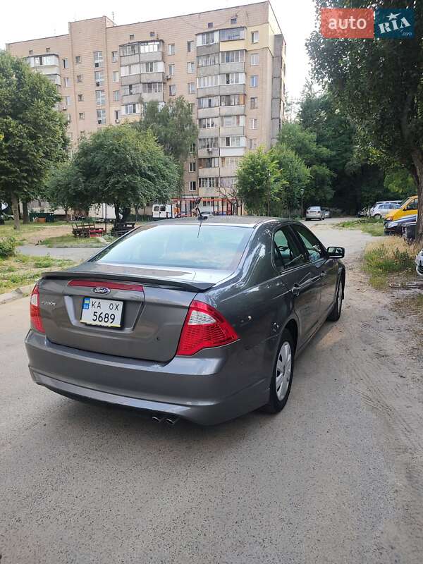 Седан Ford Fusion 2011 в Киеве