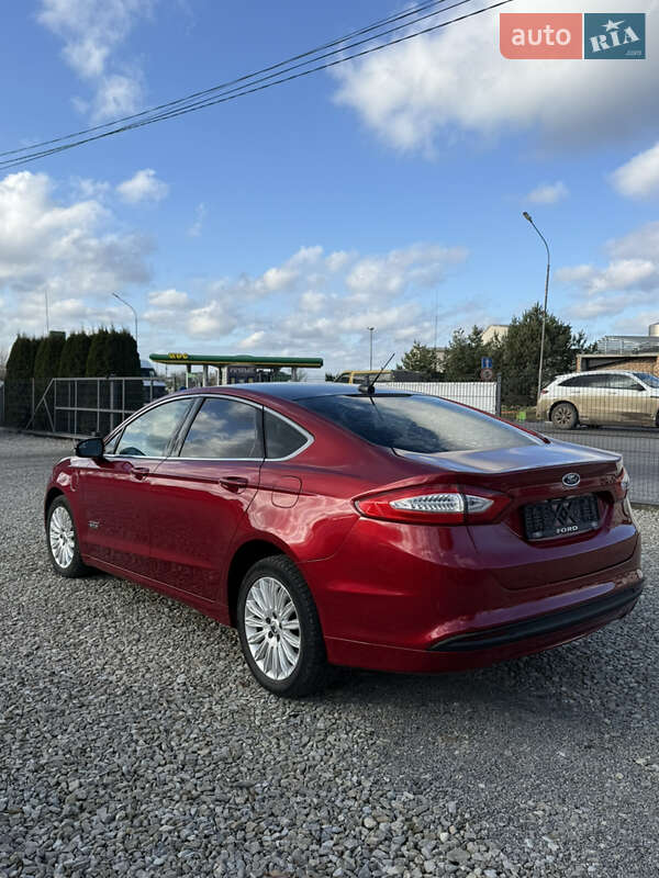 Седан Ford Fusion 2016 в Коломые