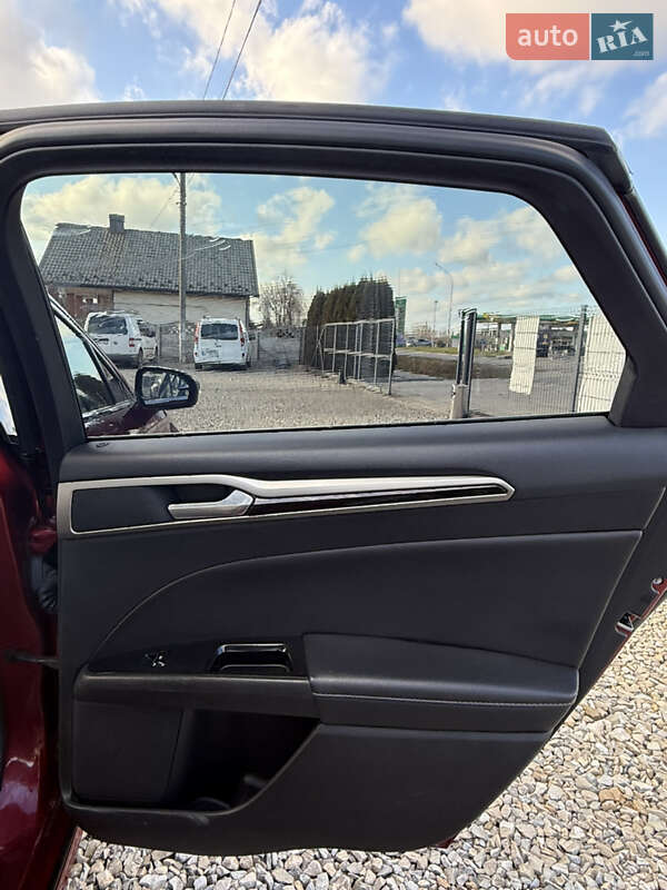 Седан Ford Fusion 2016 в Коломые