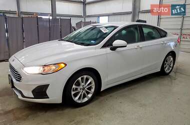 Ford Fusion 2020