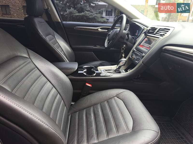 Седан Ford Fusion 2015 в Киеве