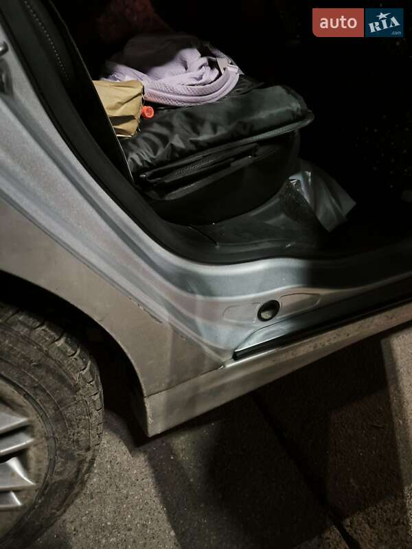 Седан Ford Fusion 2015 в Киеве фото 8 Седан Ford Fusion 2015 в Киеве