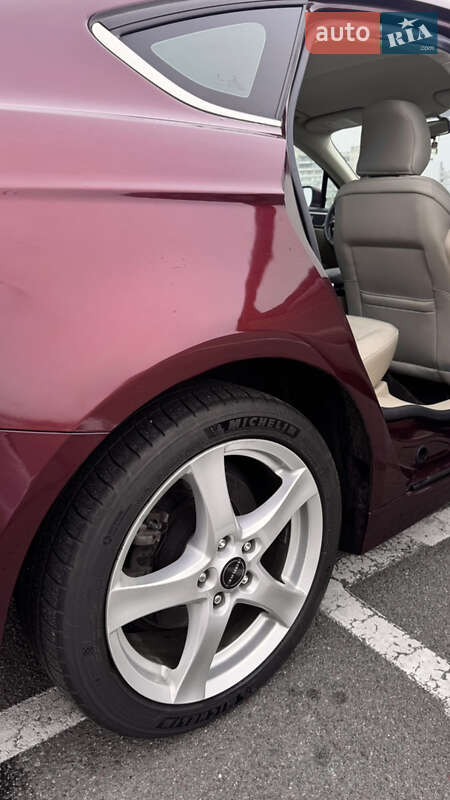Седан Ford Fusion 2015 в Киеве
