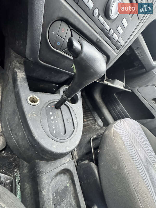 Хэтчбек Ford Fusion 2011 в Киеве