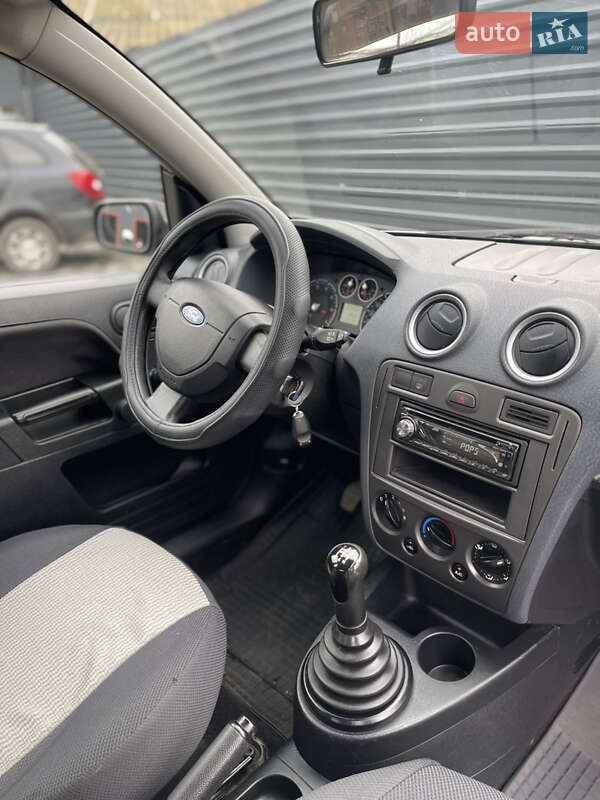 Хэтчбек Ford Fusion 2008 в Николаеве фото 13 Хэтчбек Ford Fusion 2008 в Николаеве