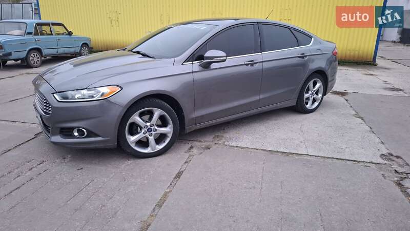 Седан Ford Fusion 2014 в Павлограде фото 9 Седан Ford Fusion 2014 в Павлограде