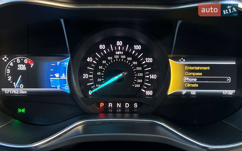 Седан Ford Fusion 2015 в Львове