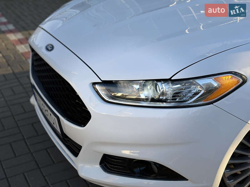 Седан Ford Fusion 2014 в Николаеве