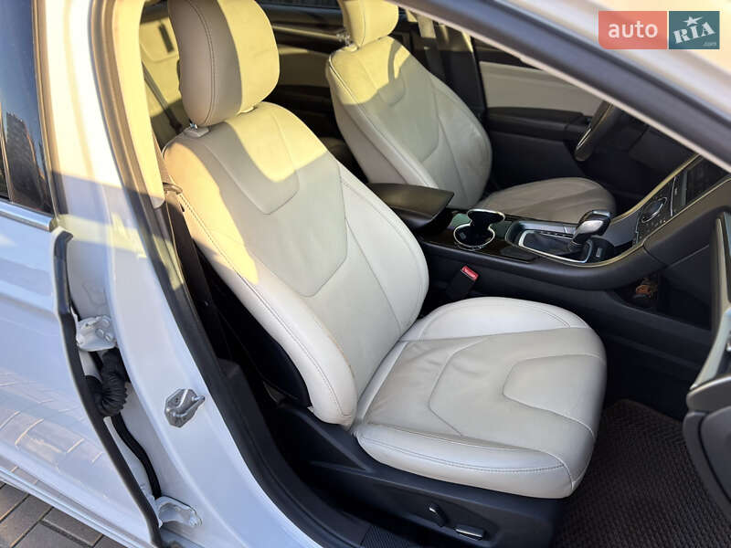 Седан Ford Fusion 2014 в Николаеве