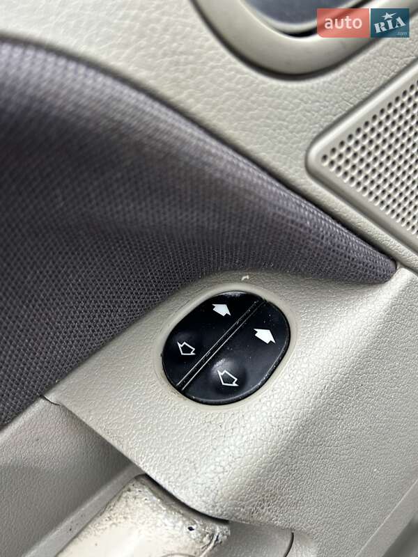 Хэтчбек Ford Fusion 2007 в Сумах