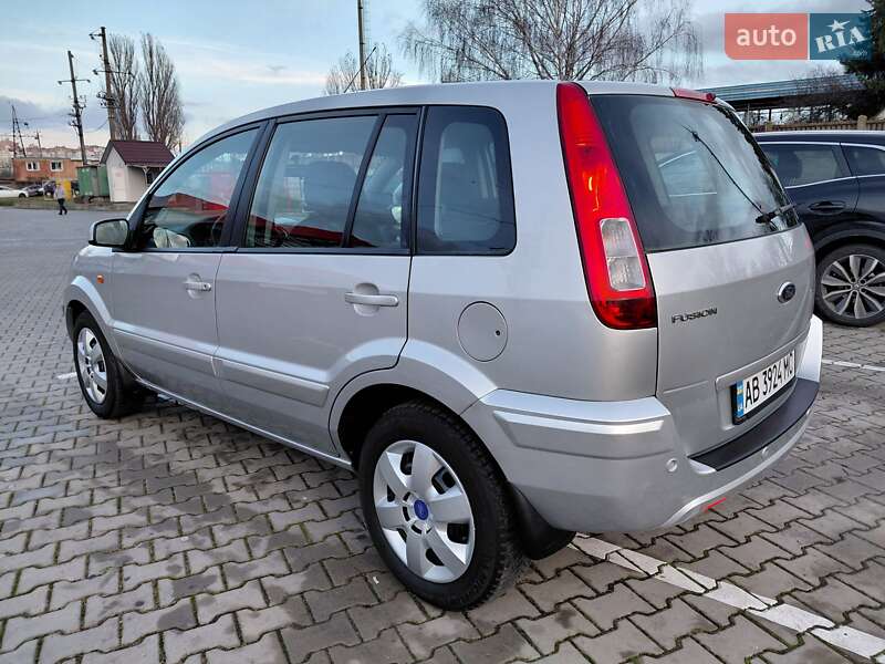 Хэтчбек Ford Fusion 2009 в Виннице