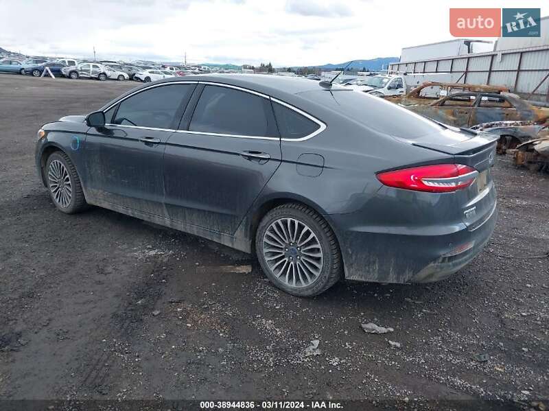 Седан Ford Fusion 2019 в Ровно