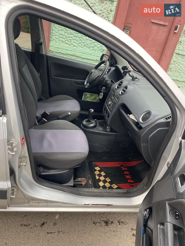 Хэтчбек Ford Fusion 2009 в Киеве