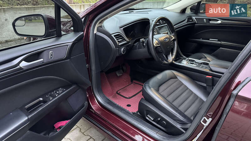 Седан Ford Fusion 2017 в Тернополе