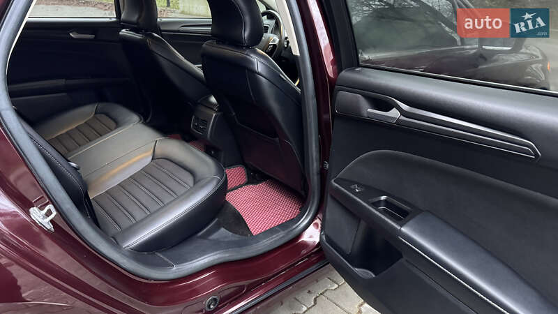Седан Ford Fusion 2017 в Тернополе