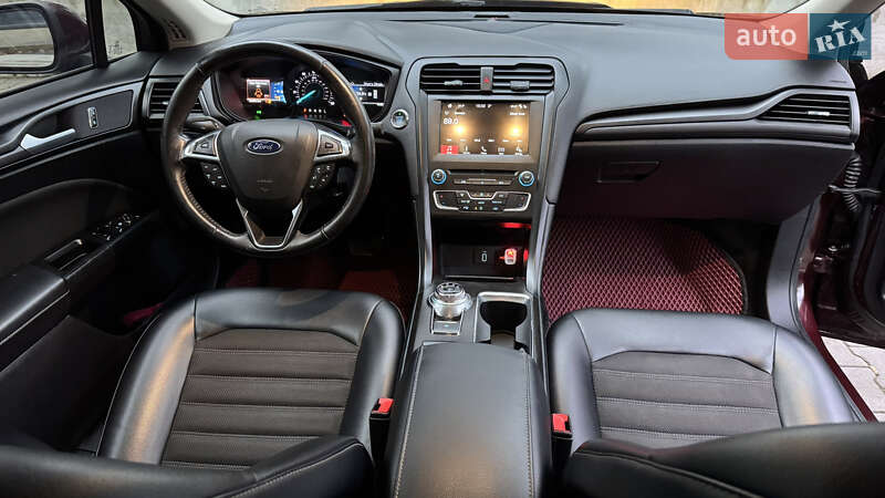 Седан Ford Fusion 2017 в Тернополе