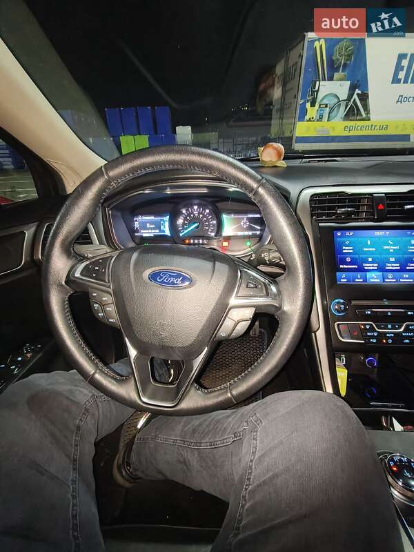 Седан Ford Fusion 2017 в Киеве фото 14 Седан Ford Fusion 2017 в Киеве
