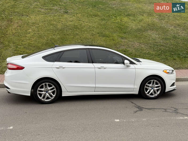 Седан Ford Fusion 2013 в Киеве