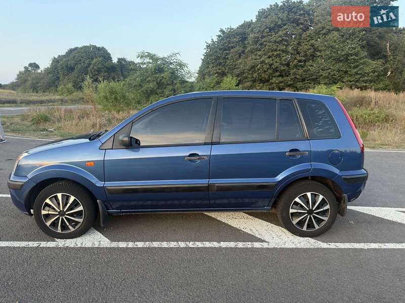 Хэтчбек Ford Fusion 2008 в Ичне фото 10 Хэтчбек Ford Fusion 2008 в Ичне