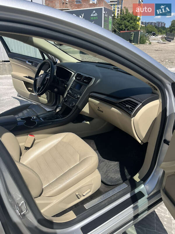 Седан Ford Fusion 2014 в Тернополе