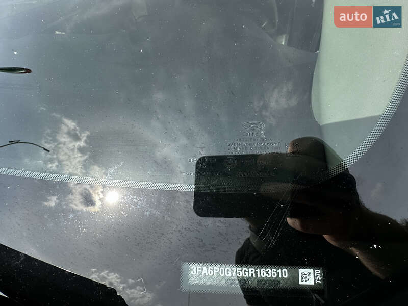 Седан Ford Fusion 2015 в Обухове