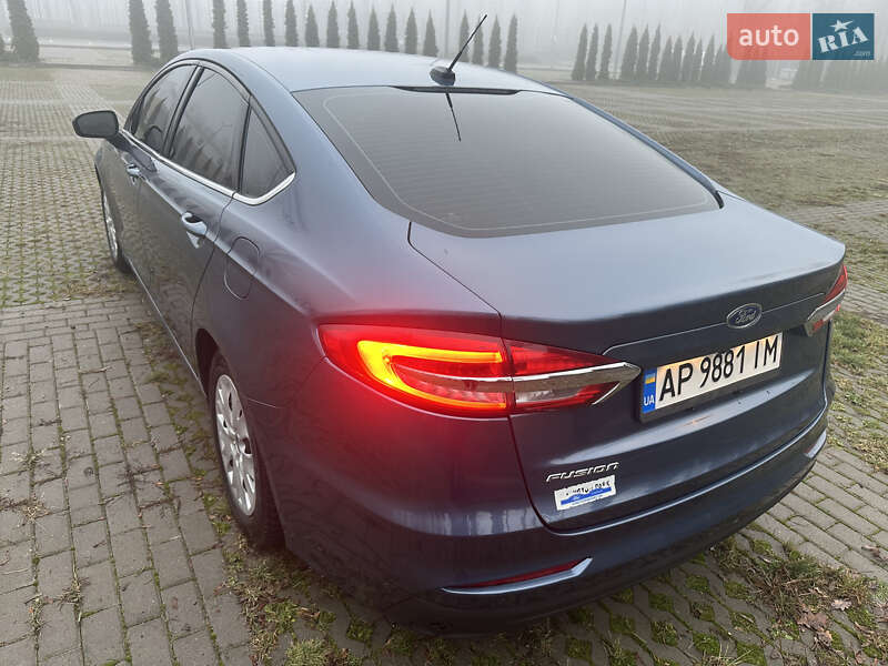 Седан Ford Fusion 2018 в Кривом Роге