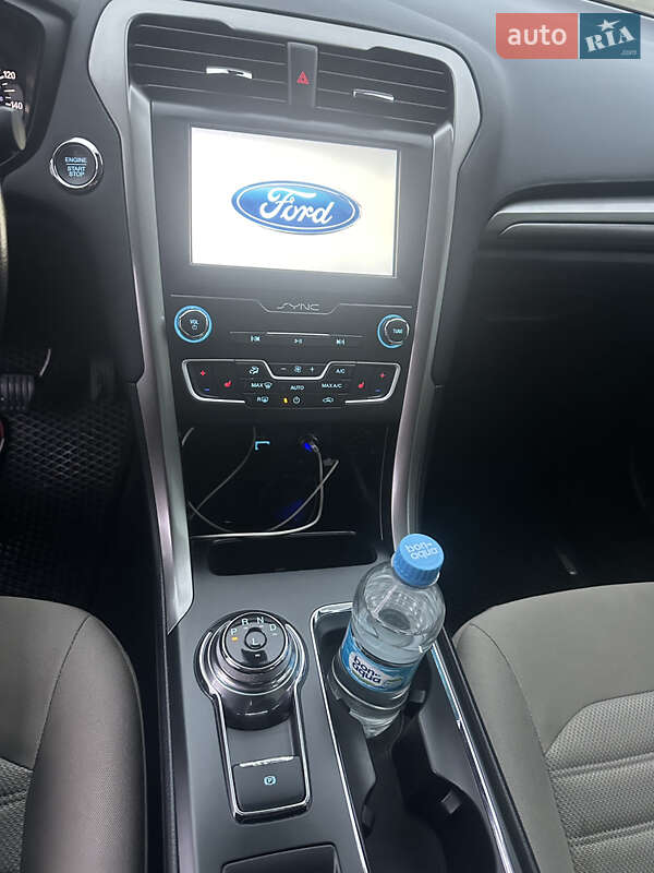 Седан Ford Fusion 2018 в Кривом Роге