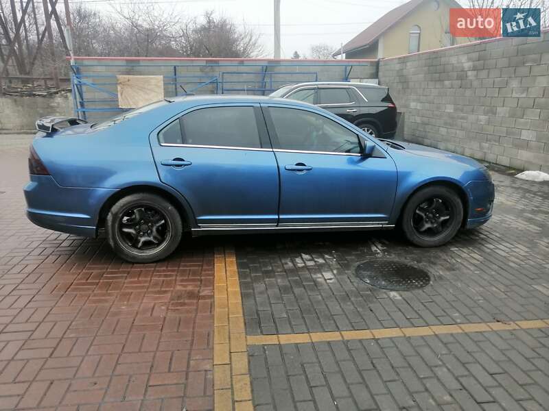 Седан Ford Fusion 2010 в Киеве