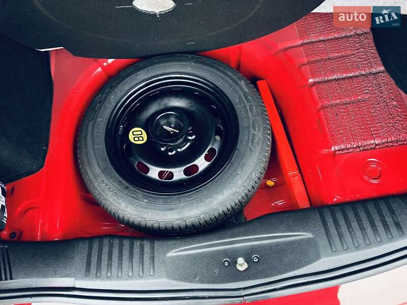 Хэтчбек Ford Fusion 2006 в Теплике