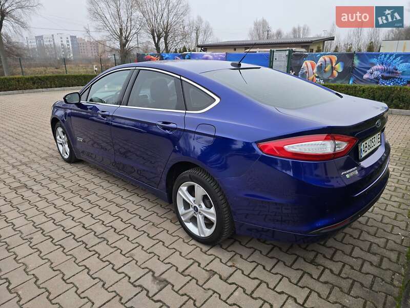 Седан Ford Fusion 2015 в Киеве