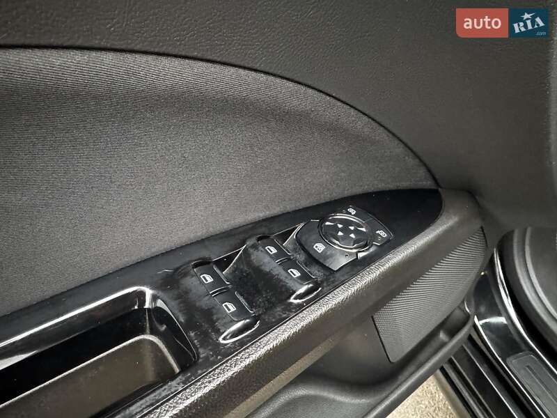 Седан Ford Fusion 2013 в Киеве