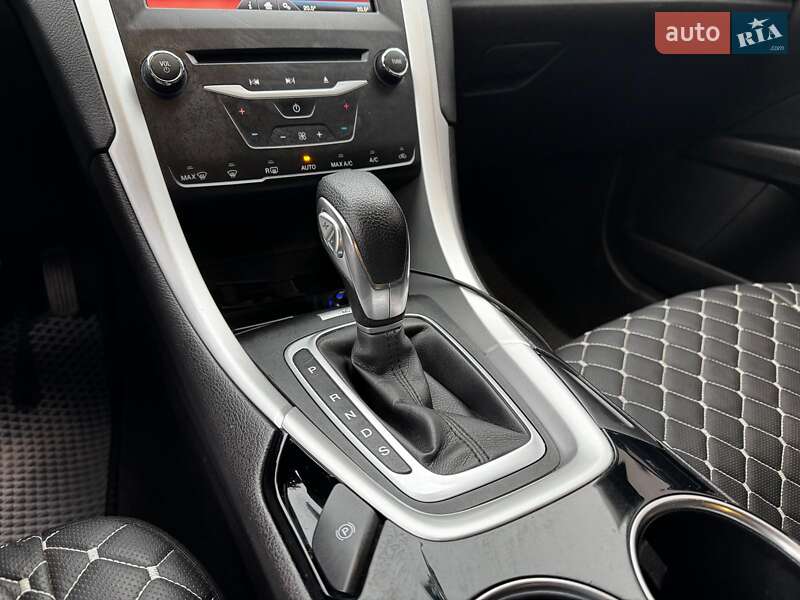 Седан Ford Fusion 2013 в Киеве