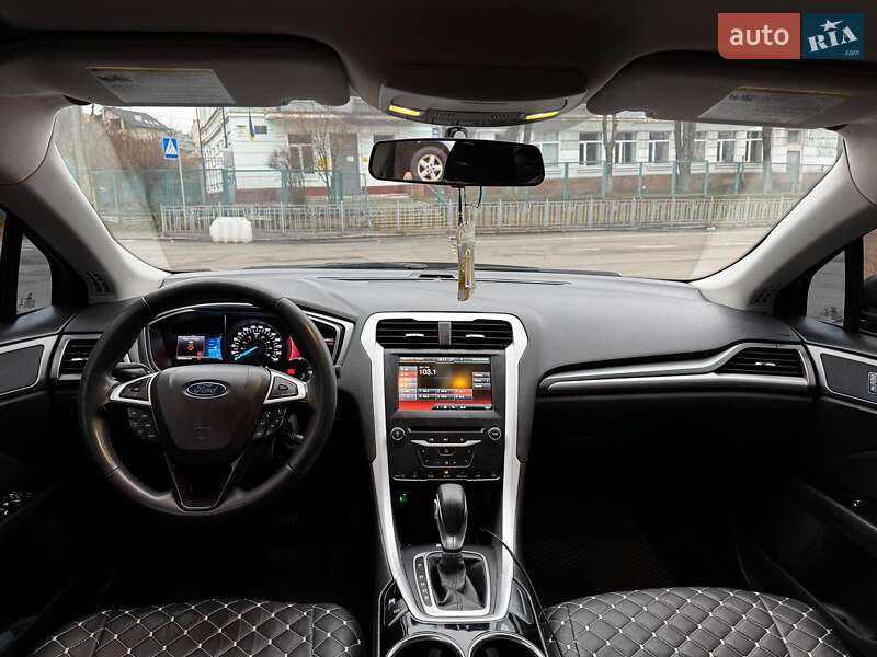 Седан Ford Fusion 2013 в Киеве