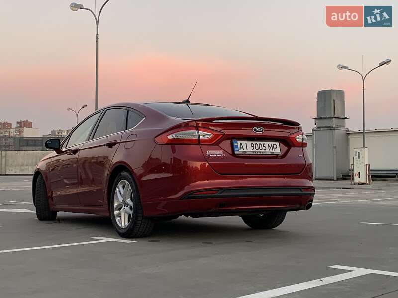Седан Ford Fusion 2015 в Киеве
