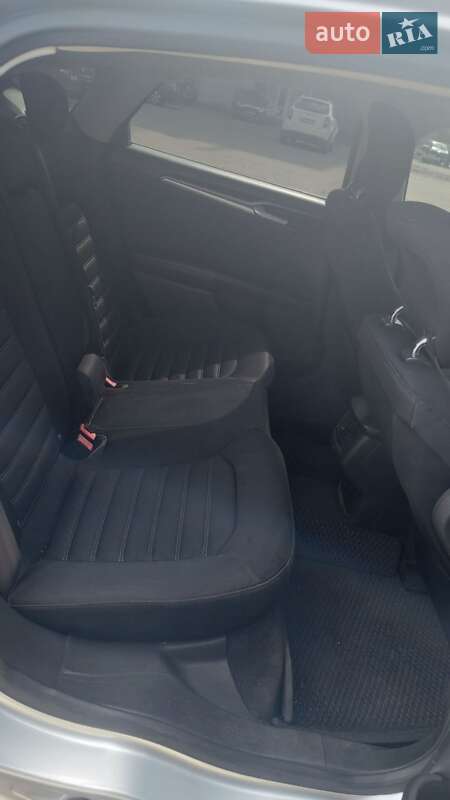 Седан Ford Fusion 2012 в Днепре