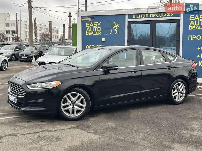 Седан Ford Fusion 2015 в Киеве