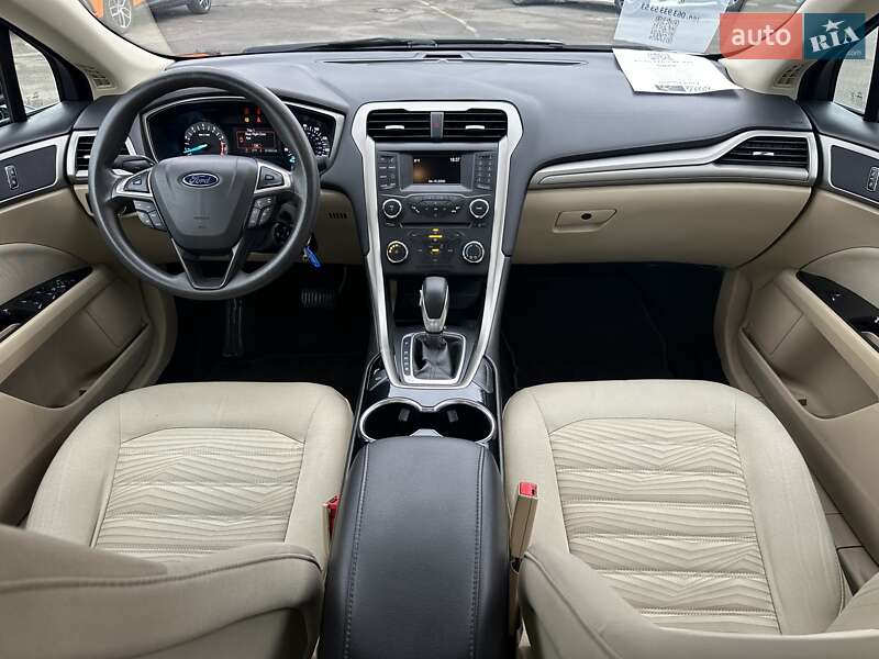 Седан Ford Fusion 2015 в Киеве