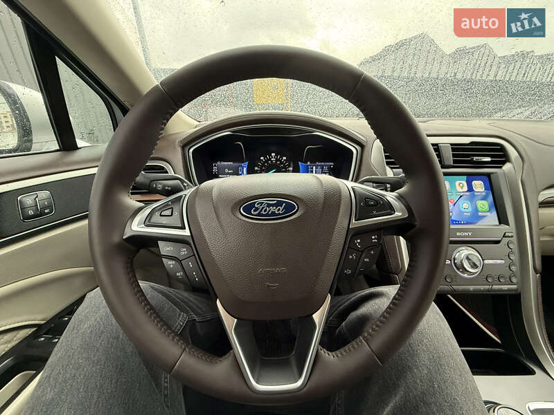 Седан Ford Fusion 2016 в Киеве фото 12 Седан Ford Fusion 2016 в Киеве