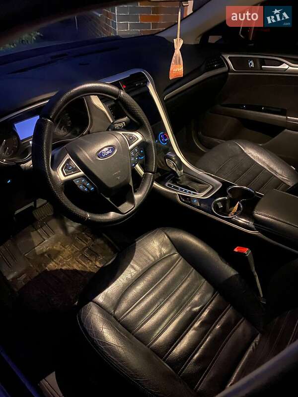 Седан Ford Fusion 2014 в Нежине