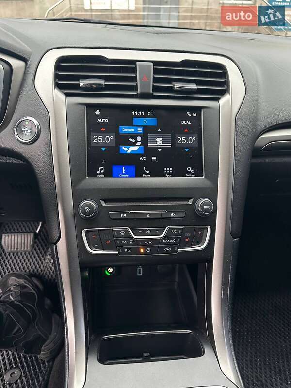 Седан Ford Fusion 2017 в Каменском