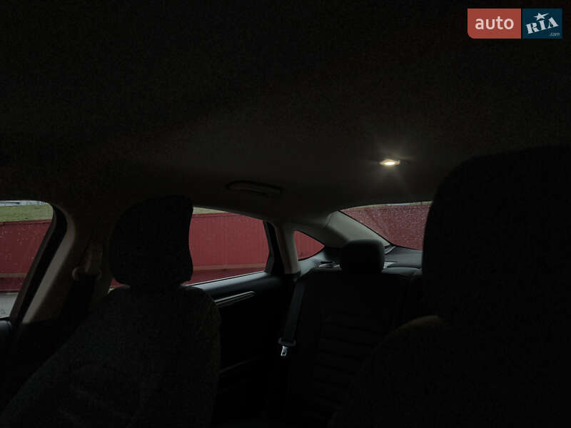 Седан Ford Fusion 2017 в Києві