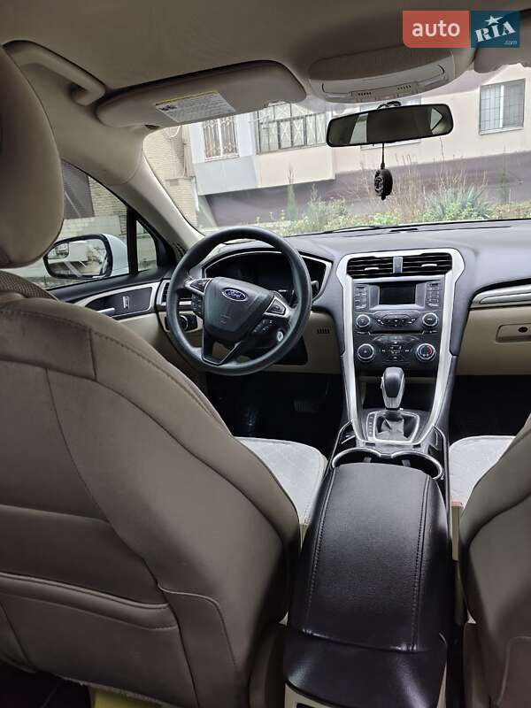 Седан Ford Fusion 2015 в Запорожье