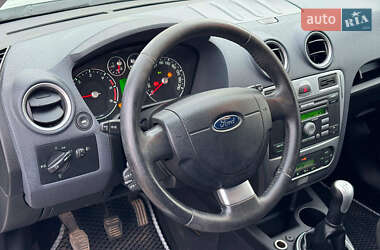 Хэтчбек Ford Fusion 2010 в Виннице